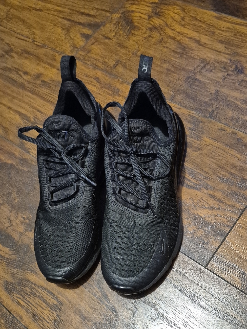 Nike Air Max 270 Black Knit Running Sneakers with Swoosh